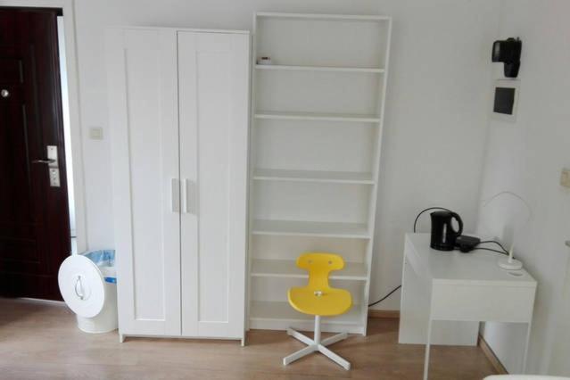 Central Studio Close To Grand Place For 2 Brussel Bagian luar foto